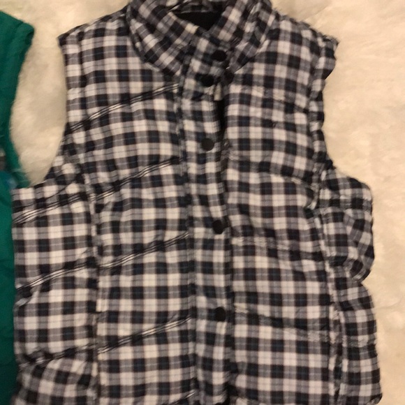 Bundle Green Puffer &Blue/WhitePlaid Vest - Picture 7 of 7